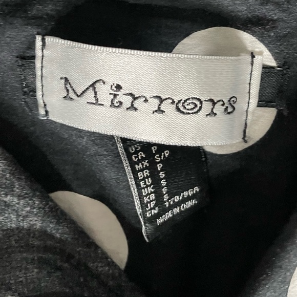 mirrors size small polka dot button down t shirt - Picture 2 of 2